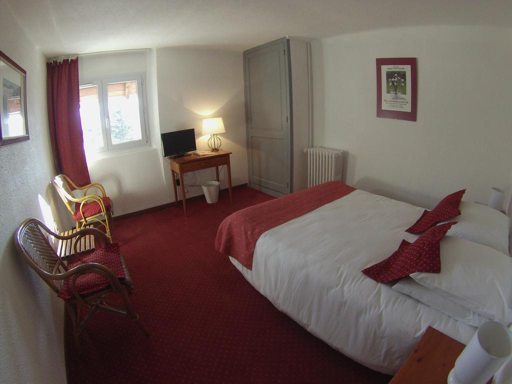 L'Auberge Catalane ลาตูร์เดการอล ห้อง รูปภาพ